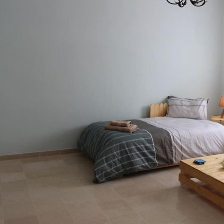 Appartement Simple Et Propre Сфакс Экстерьер фото